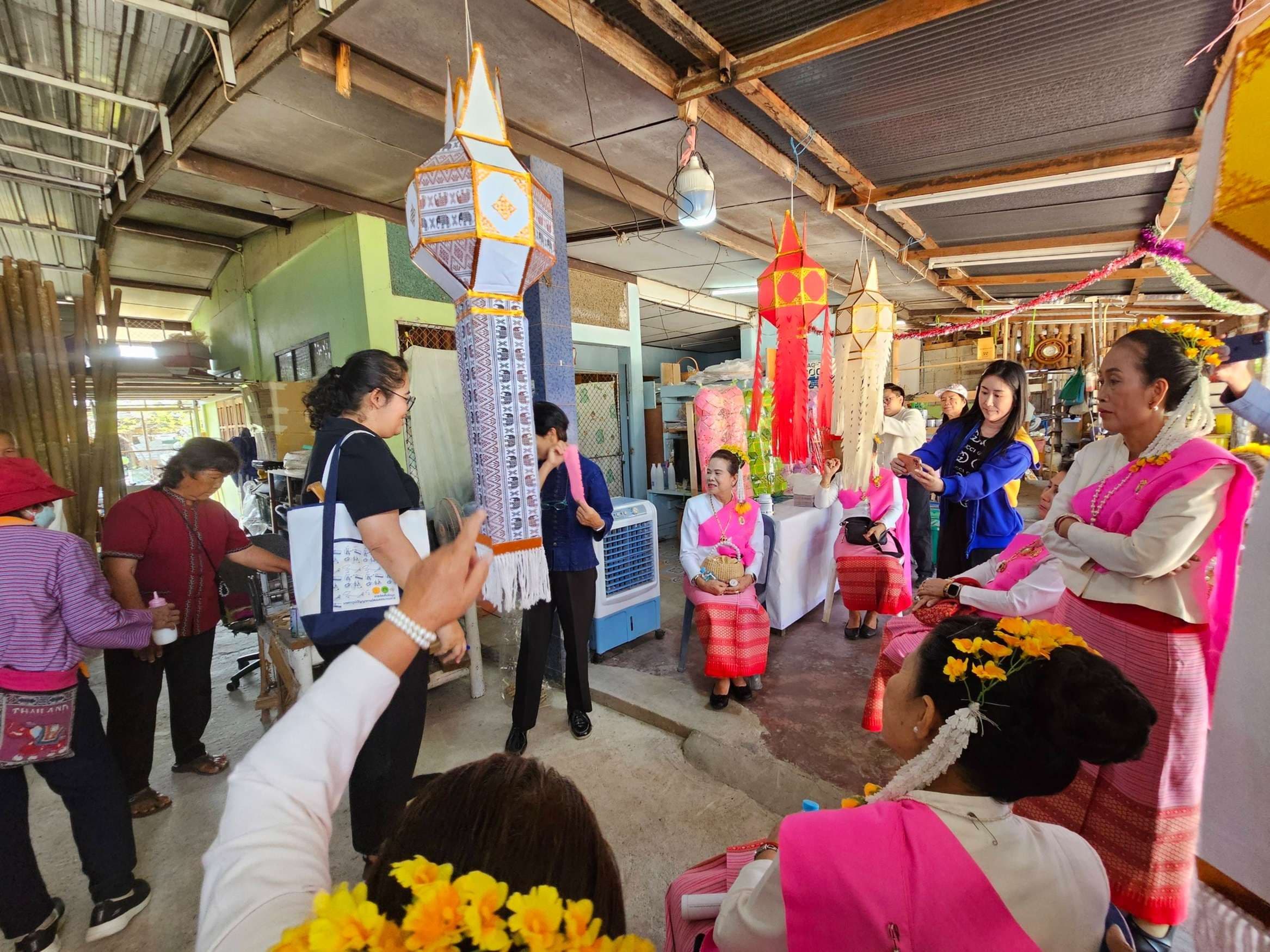 นางอำไพ สุทธิจิระพันธ์