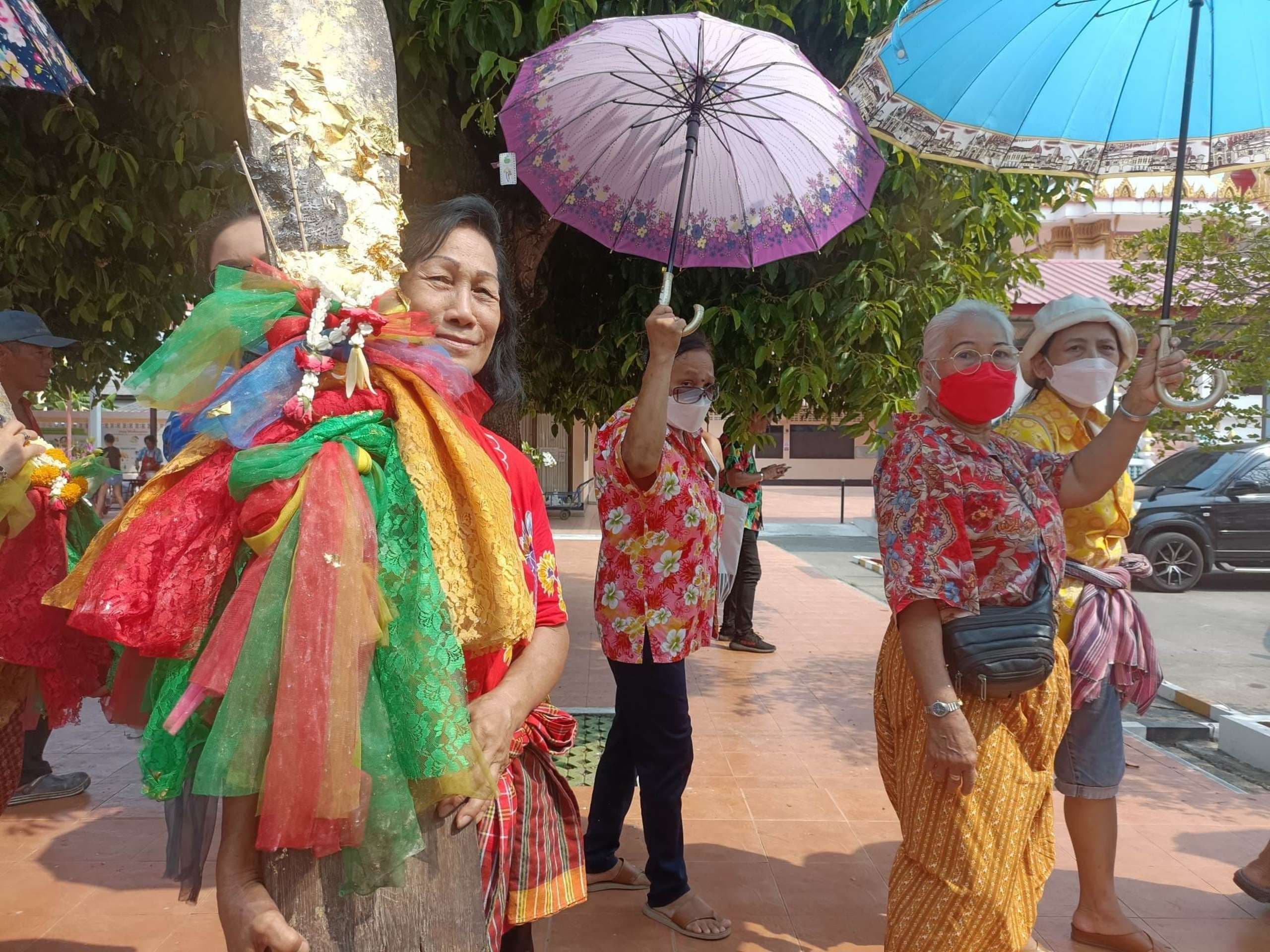 นางระวีวรรณ ฟุ้งกลิ่นจันทร์