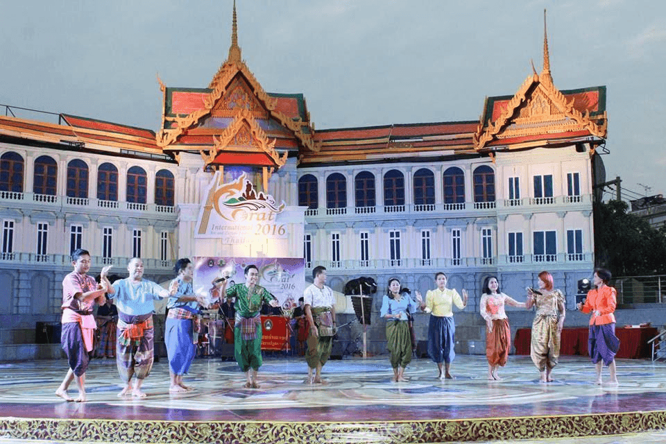 นายบุญสม สังข์สุข   นามศิลปิน  (บุญสม กำปัง)