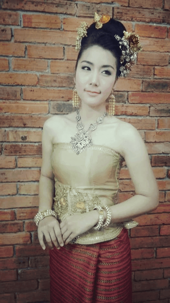 อ้อม รัตนัง หรือ นางสาวมณีรัตน์ รัตนัง